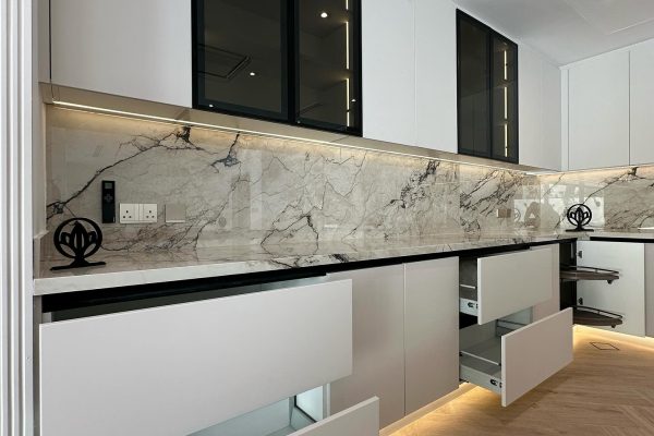 KITCHEN MEADOWS 19 cordoba.ae 1735376821147