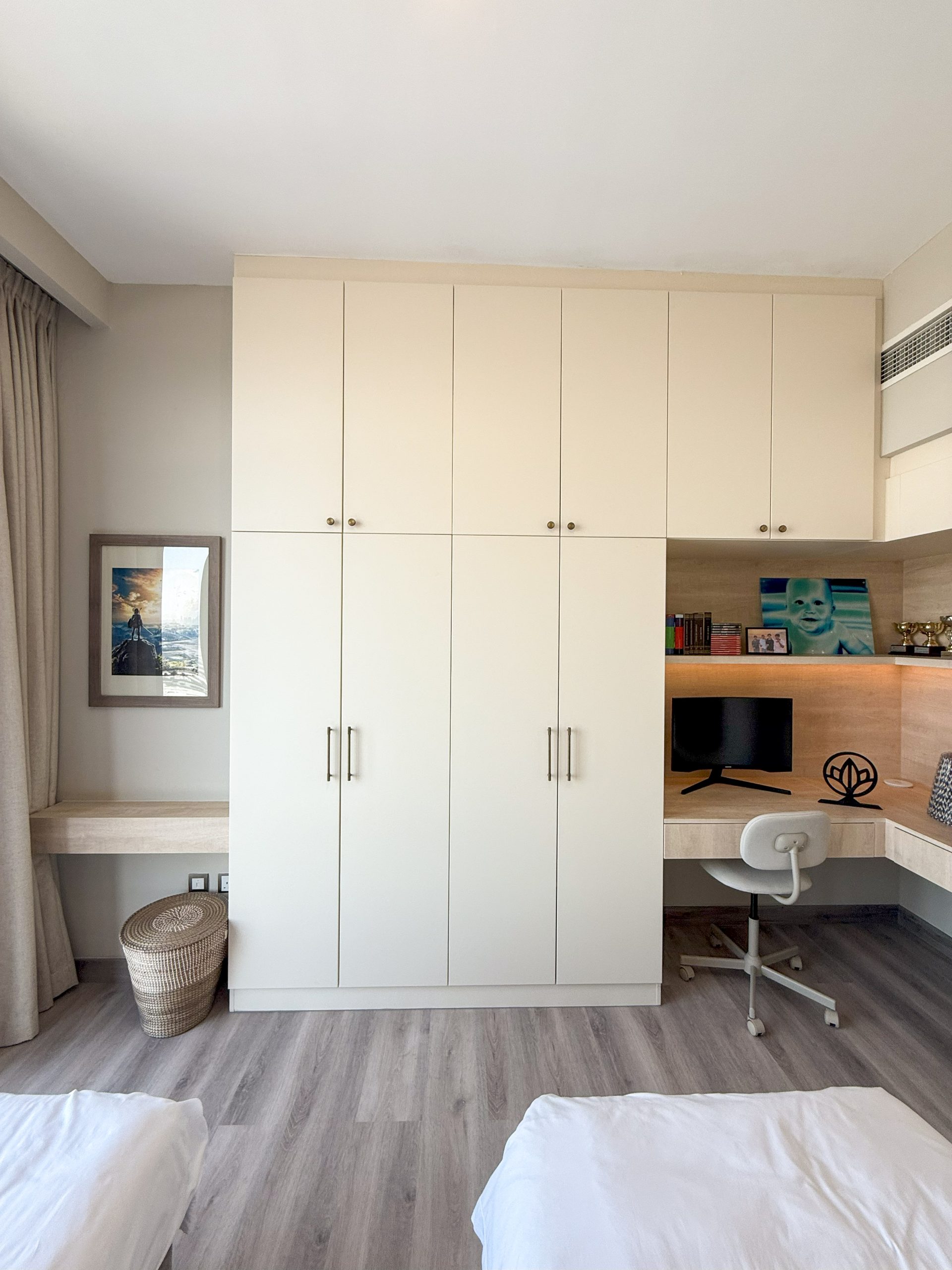 BEDROOM CREEK 4 BEDROOM CREEK - Image 2