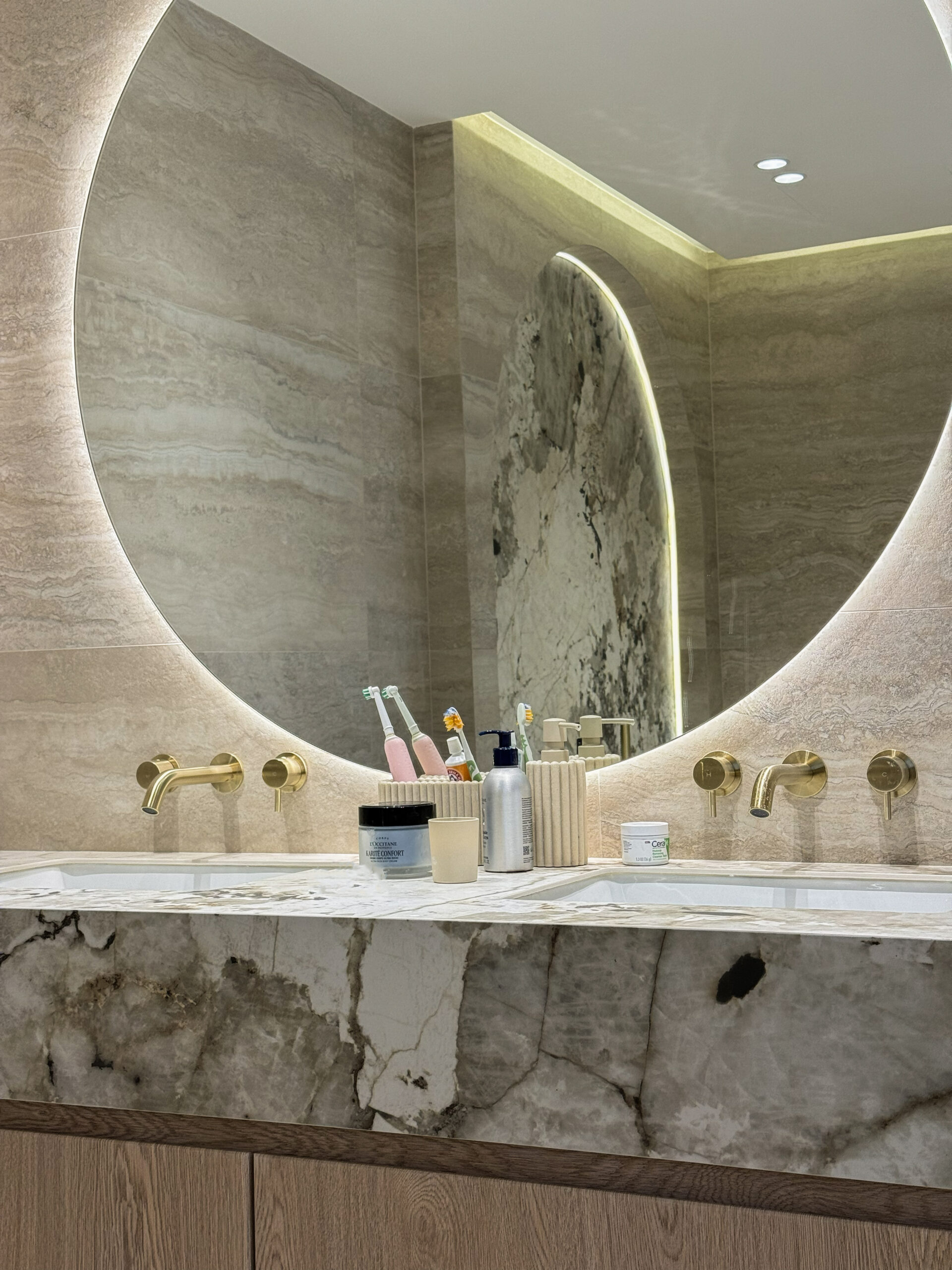 Premium Bathroom Cabinetry | Seamless Oak Veneer & Fluted Wood Accents 2 Premium Bathroom Cabinetry | Seamless Oak Veneer & Fluted Wood Accents