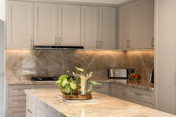 Modern Classic Luxury Kitchen | Hidden Pantry & Smart Pull-Out Storage Joinery
