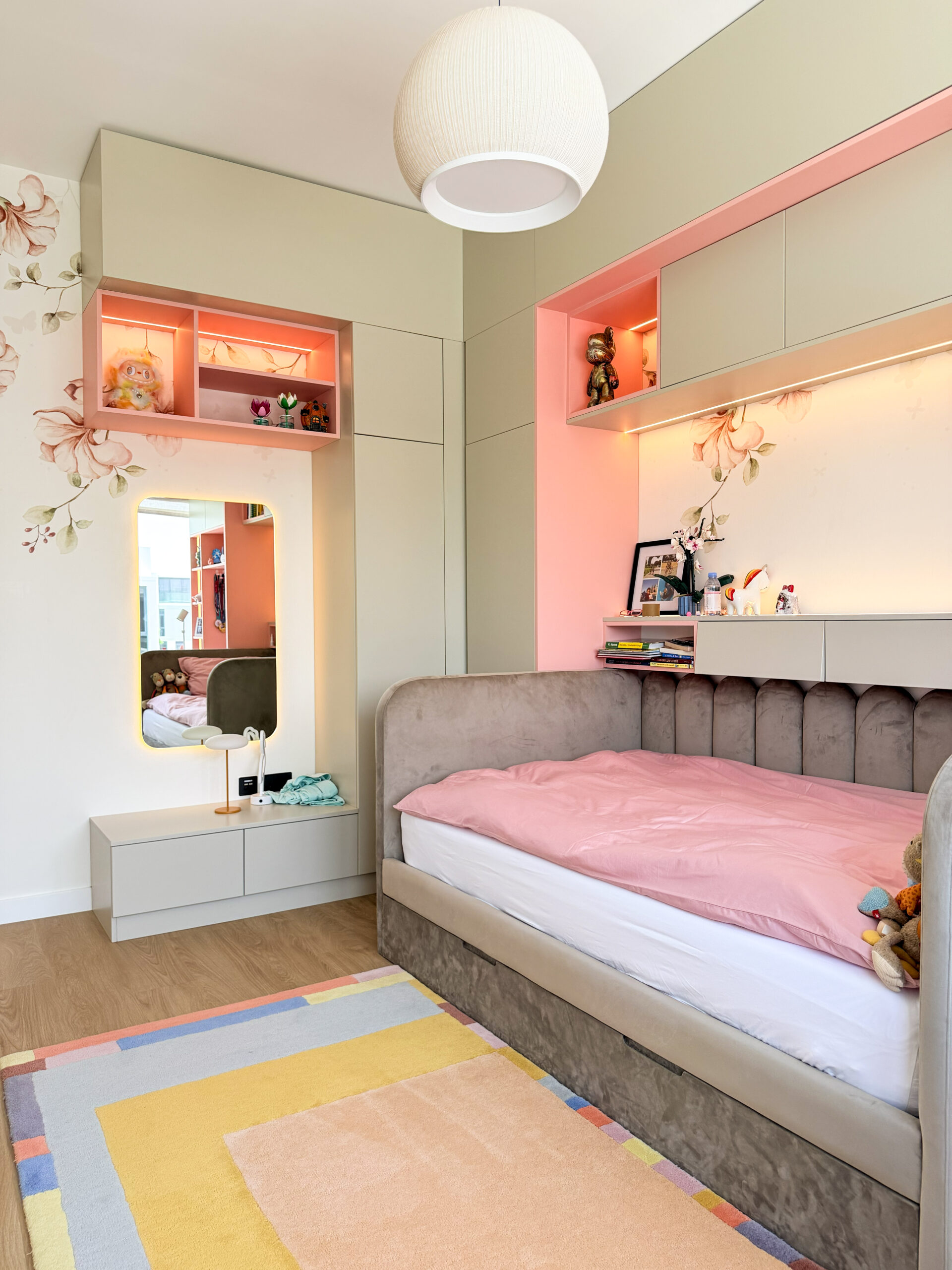 Luxury Kids Bedroom Ideas | Custom Pink & Grey Built-In Storage with Integrated Study Desk 3 Luxury Kids Bedroom Ideas | Custom Pink & Grey Built-In Storage with Integrated Study Desk - Image 2