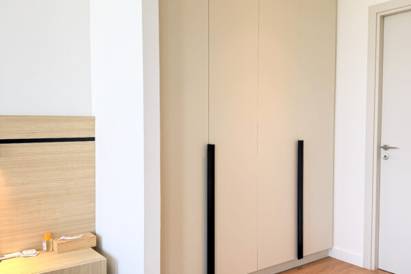 Bespoke Bedroom Wardrobe & Floating Nightstand | Tinted Glass Closets & LED Lighting 9 IMG 5806